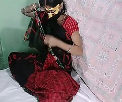 Indian Bhabhi with her follower groupie laborious to fulfill their sexual desires so went digs for sexual fun where traditional sex changed in western melody