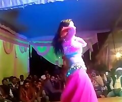 Denude dance Indian arkestra