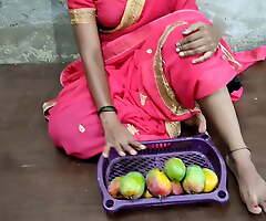 Desi bhabhi selling a mango and fucking a customer