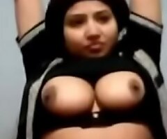 Indian Aunty showing big boobs unaffected by livecam