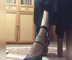 Iranian mistress teaches wearing a hijab (fishnet socks)