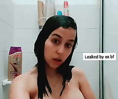 Indian teen vidhi dhamaa dripped shower video, instagram id:vidhidhamaa