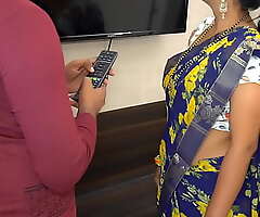 Indian Bhabhi Seduces TV Mechanic Of Carnal knowledge Pule connected with from Clear Hindi Audio