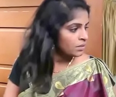 Sleeping Indian Aunty Affaire d'amour with Thief ( 270p )