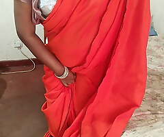 Desi Kamawali Wife with saree and Obese Boobs