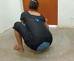 Indian mom in nighty cleaning home show porn radar your priya bhabhi