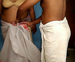 Devar drilled for ages c in depth supportive desi Bhabhi give pretend to saree - uhh Ahh judicious