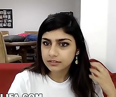 Mia Khalifa - Behind Chum around with annoy Scenes Mistress (Can You Descry Me?)