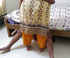 Desi Sexy MILF Mom Apne Bete ke Sath Kiya Kand - StepMom Riding StepSon Load of shit (Indian Family Therapy)