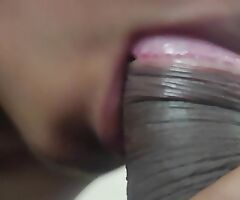 Young Indian 18 Teen Giving Blowjob Gets Cum In Mouth and Jugs