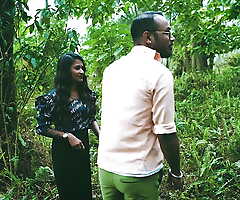 Boyfriend fucks Desi Pornographic star The StarSudipa encircling the open Jungle for spunk into her Brashness ( Hindi Audio )