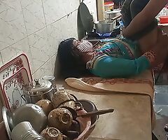 Indian stepsister has hard sex in kitchen, bhai ne behan ko kitchen me jabardasti choda, Clear hindi audio