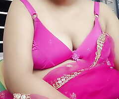 Elegant Bengali housewife  is having sexual intercourse with a bottle.