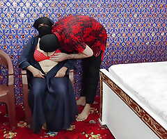 Muslim Hijab Mummy Casting_Urdu&Hindi Dirty Question and Fucked