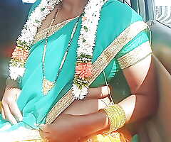 Telugu dirty talks car sex, telugu saree aunty romantic dealings with STRANGER part 1