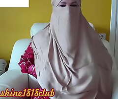 Arab muslim in hijab chubby boobs chubby ass milf October 15th