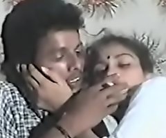 VERY HOT INDIAN DESI COUPLES HAVING Making love Off out of one's mind SWEETPUSSY