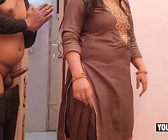 Punjabi Jatti caught bihari masturbate in her bathroom coupled with haul over the coals him