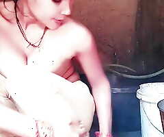 Hot Bhabhi taking bath Village Bhabhi taking bath