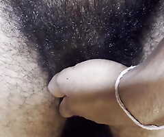 desi bhabi fingering in hairy pussy