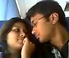 Indian lovers sexy lip kiss