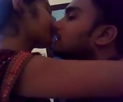 beautifull indian girl can t control on lip kiss - long kiss